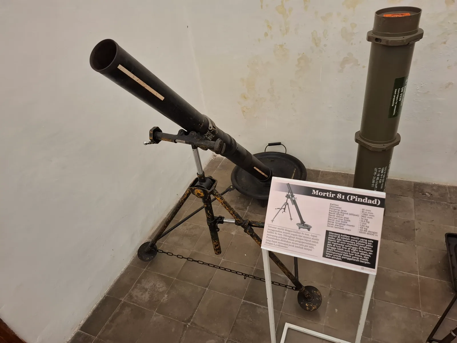 Mortir 81 (Pindad) — gambar 1