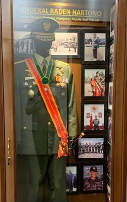 Foto JENDERAL TNI (PURN) RADEN HARTONO